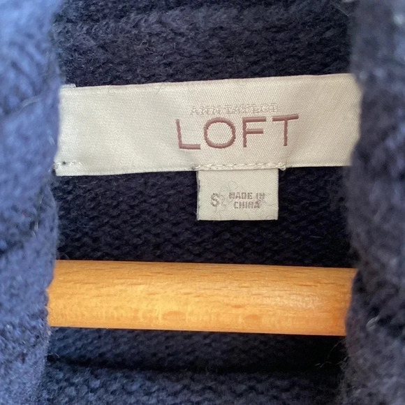 Loft navy blue Cowl Sweater Tunic size small - Picture 4 of 5